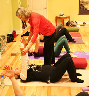 FATOUVILLE GRESTAIN - L'ARBRE AUX ETOILES -gym douce holistique et méditation en mouvement