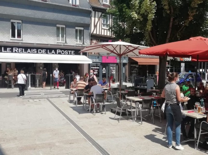 relais de la poste