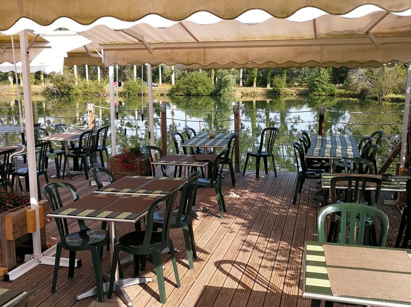 terrasse les 3 etangs