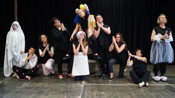 Beuzeville - Représentations de la troupe Théâtr'Halle