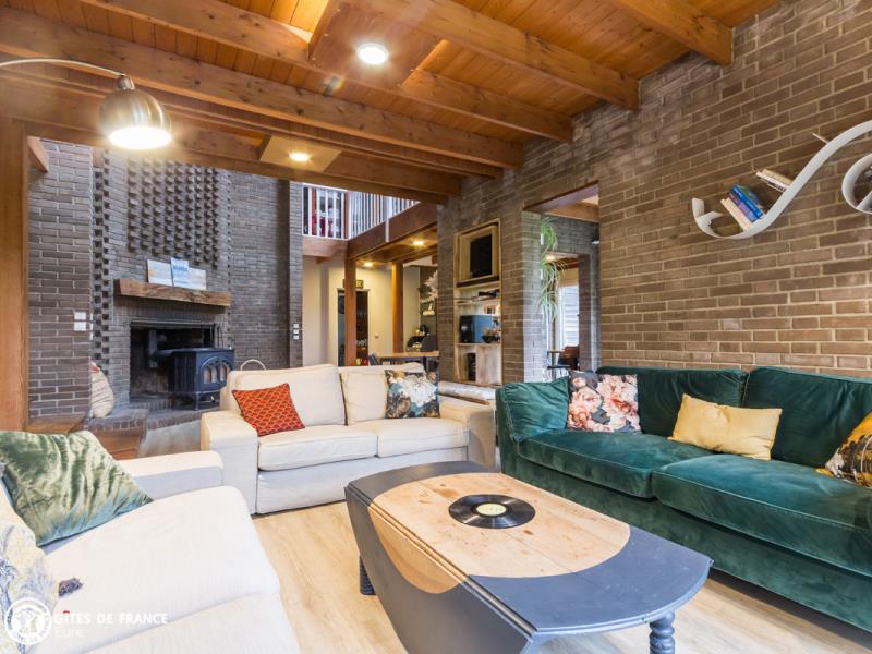 DE BRIQUES ET DE BROC