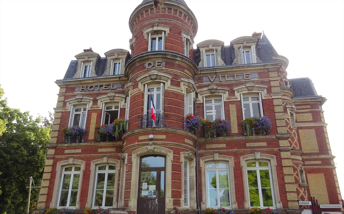 Hôtel de ville de Brionne © ADT de l'Eure, L. Maillard