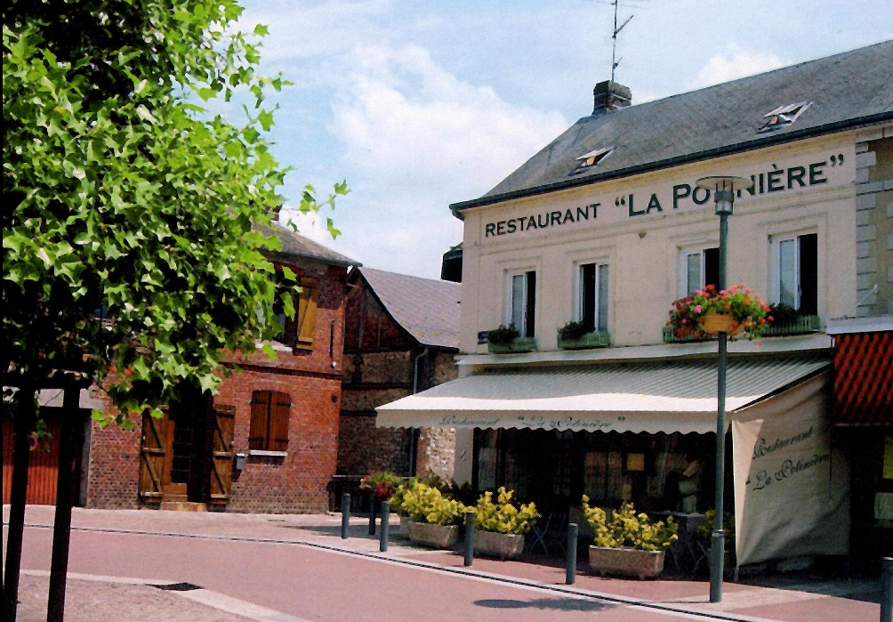 La-Potiniere-facade---FENEROL