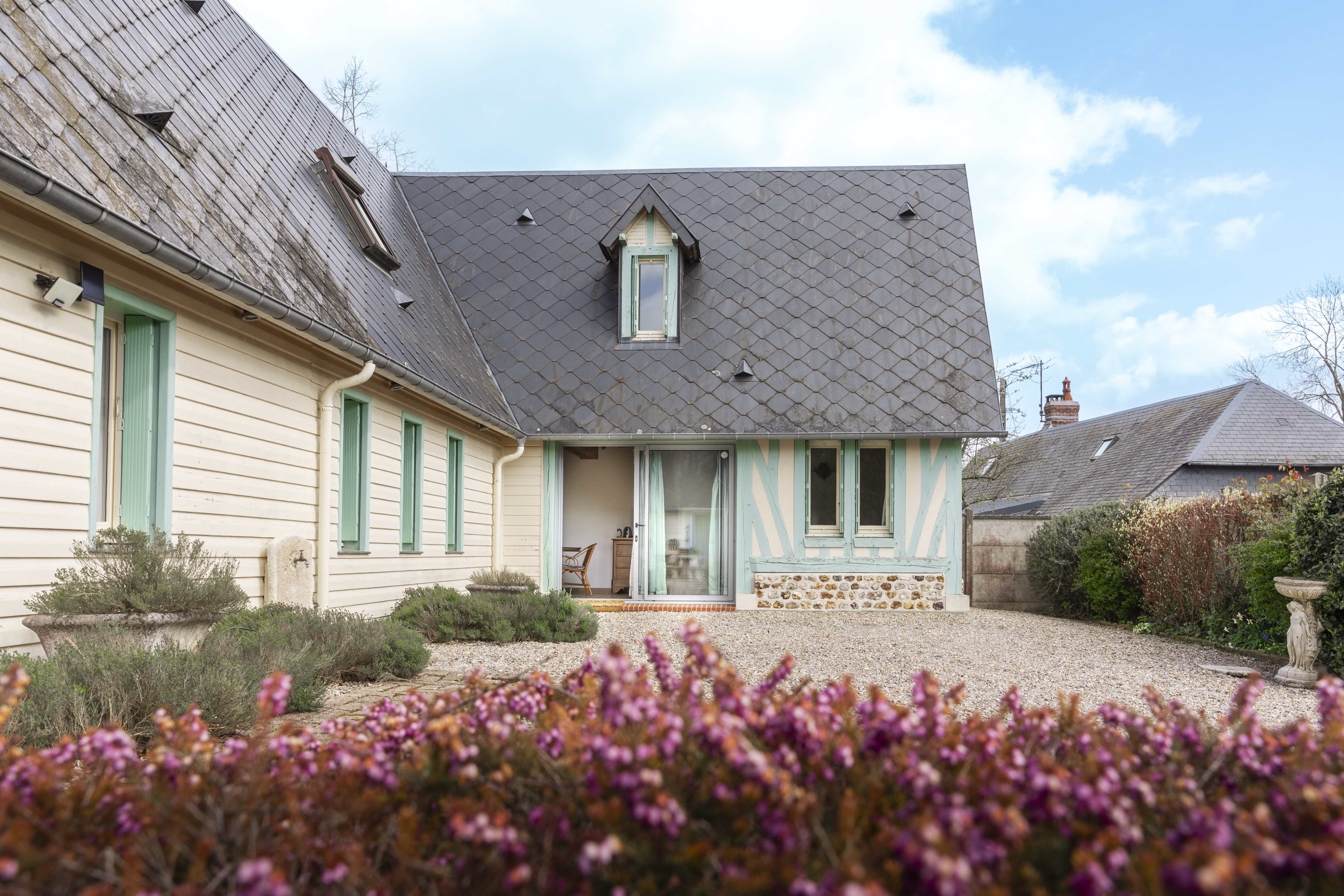 Vue Extérieur © F. LEPERE. CH A l'Eure du repos